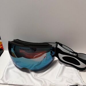 Oakley Flight Deck with Prizm Sapphire Lens Goggles OO7050